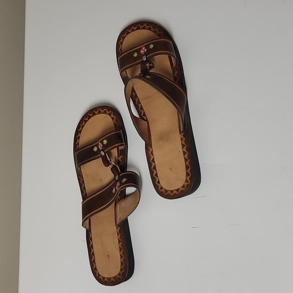 Mexican Hand Tooled Brown leather upper and insole  slippers in size 7 - Picture 4 of 9
